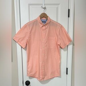 IZOD Short Sleeve Button Down Men’s Shirt Size - Medium
